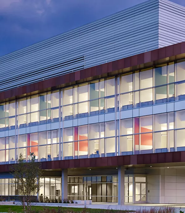 Argonne Scientists Begin Work in New Energy Sciences Building