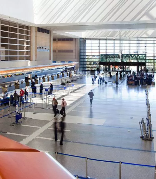 Renovated Tom Bradley International Terminal Debuts at LAX