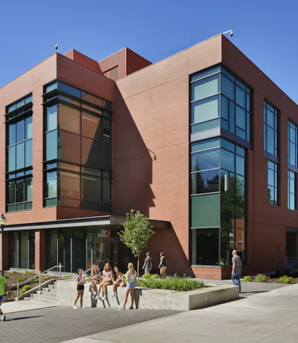 The Spark Innovation Hub Revolutionizes Education at Washington State