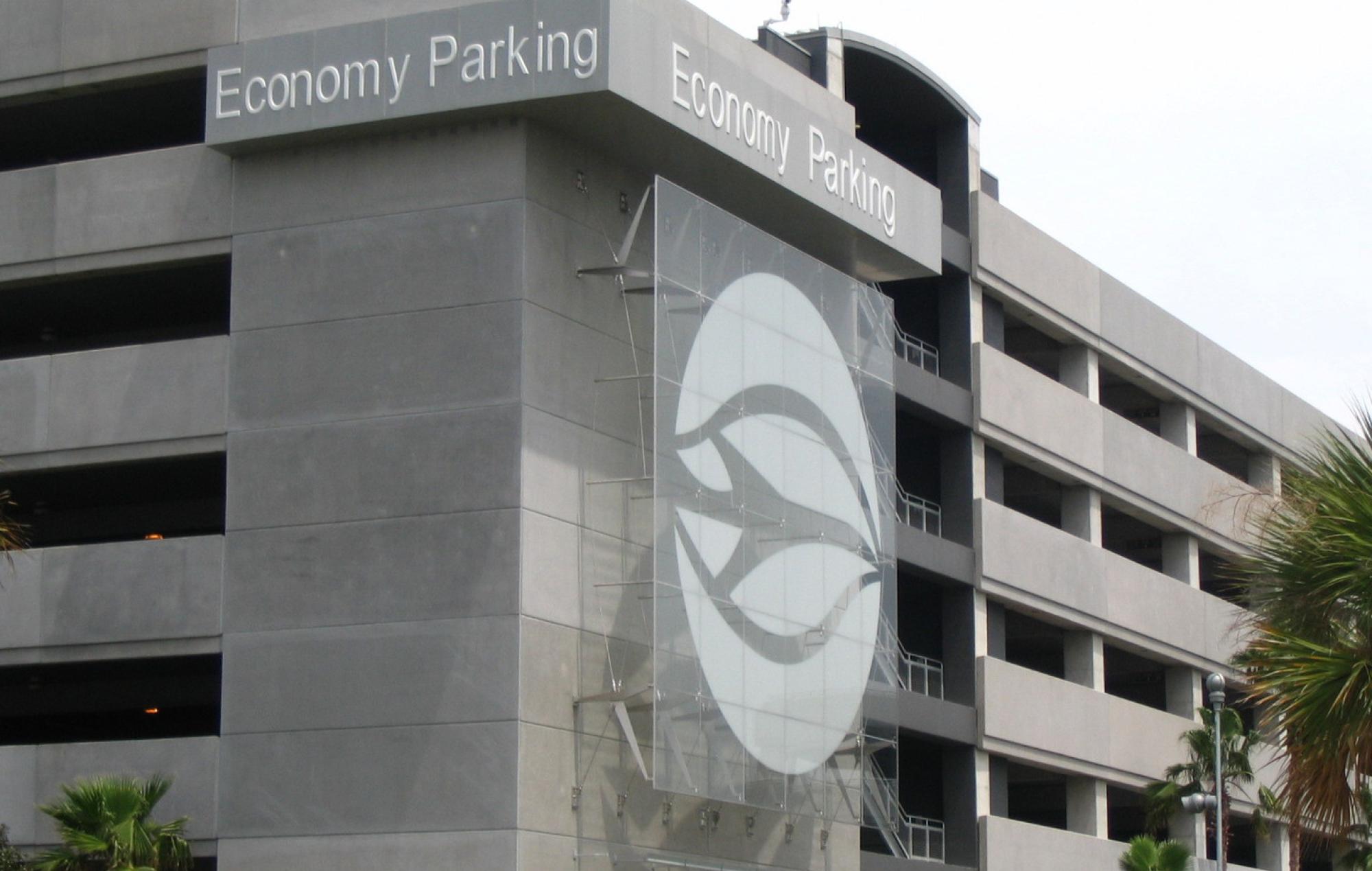 Tampa International Airport Parking Garage & Administration Building